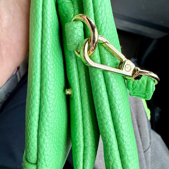 Nanette Lepore Bright Green Wristlet - Picture 2 of 13